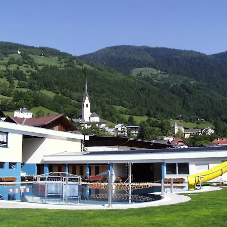 Apartment Alluring In Winklern With Terrace, Parking & Supermarket Closeby